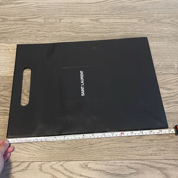 Saint Laurent Shopping Bag - Picture 7 of 8